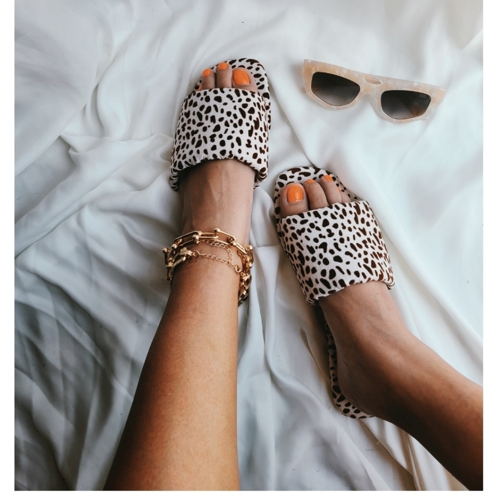 ๐๏ธThe Island Gal// Leopard Print Sandal - Picture 3 of 4